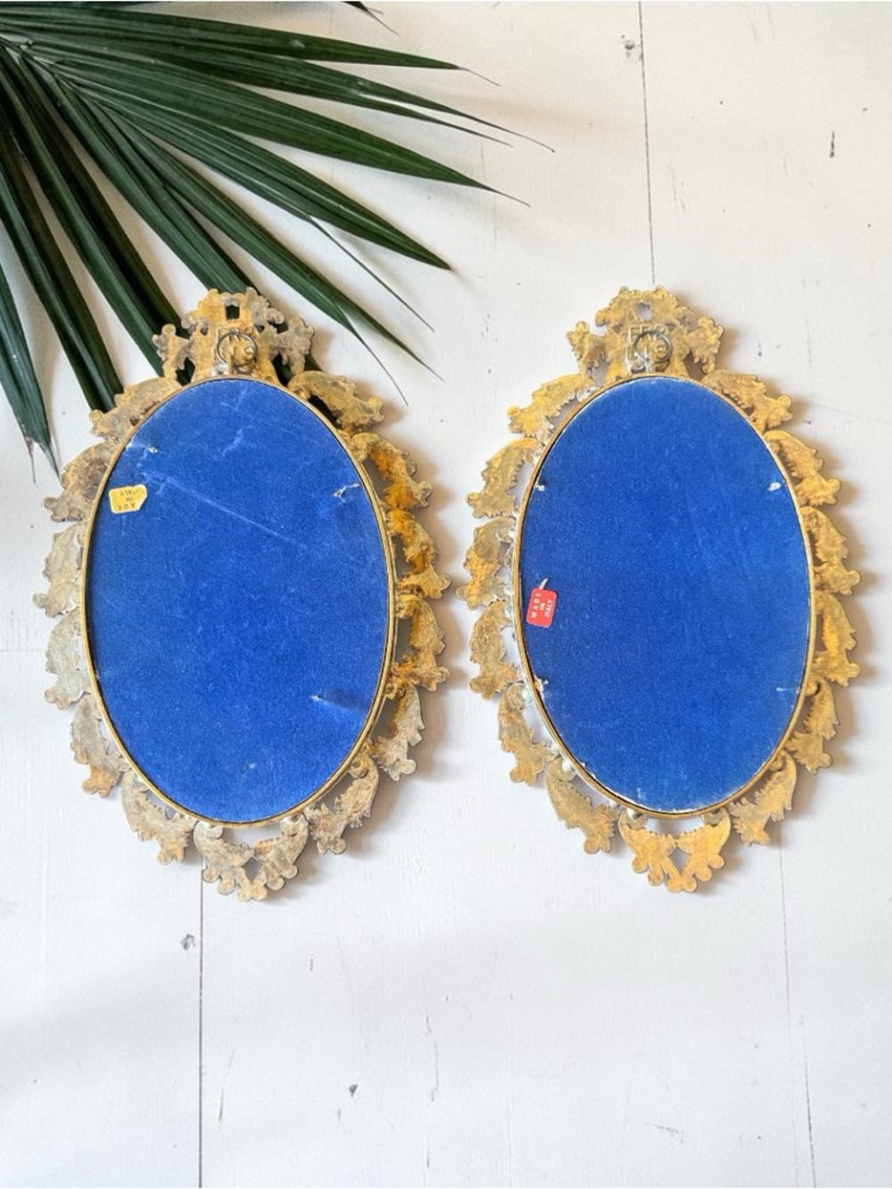 Vintage Made in Italy Florentine Oval Frames Set of 2 Red Boy Miss Murray Prints - Picture 6 of 10